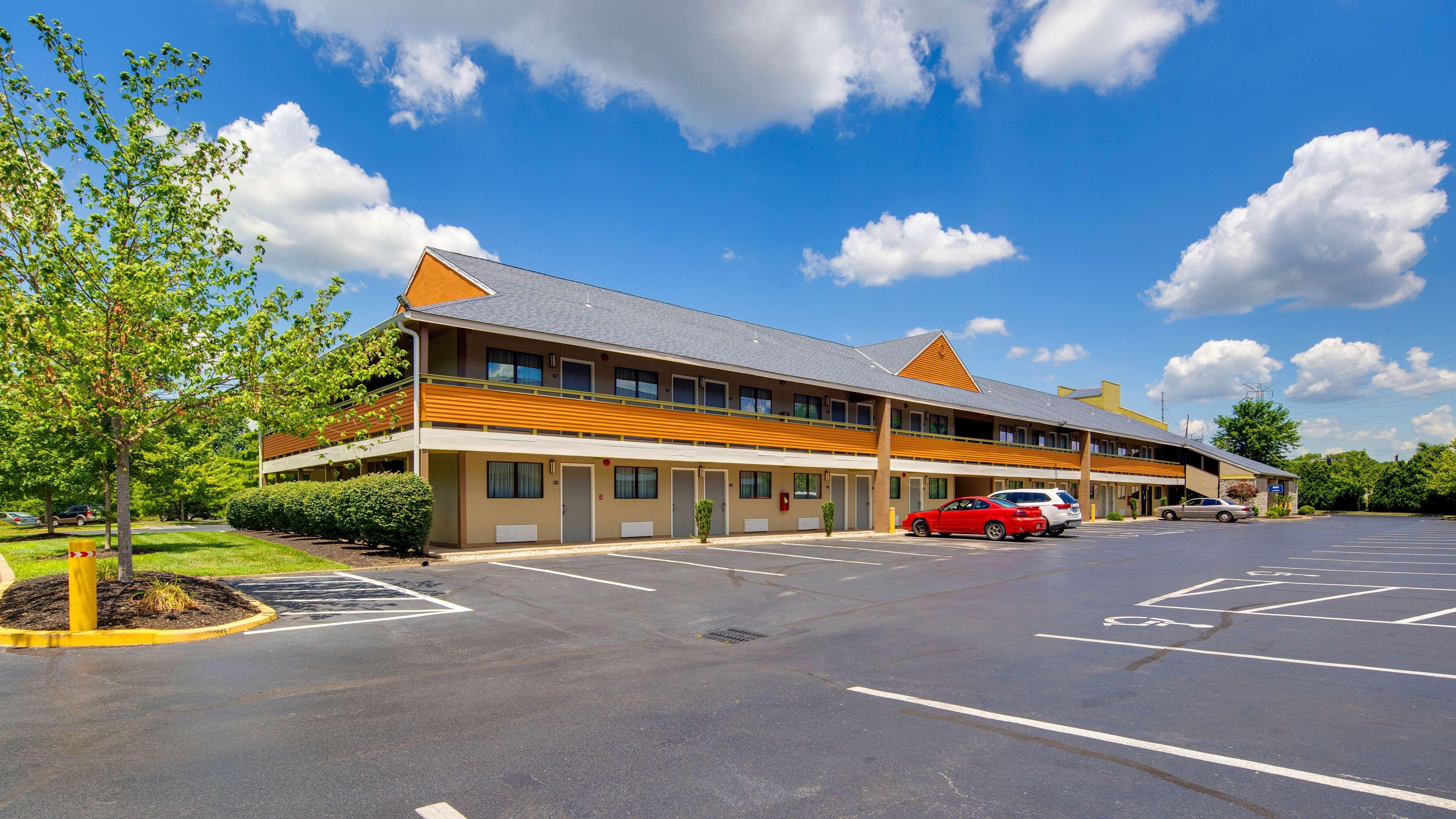 Best Western Clermont Cherry Grove Eksteriør bilde
