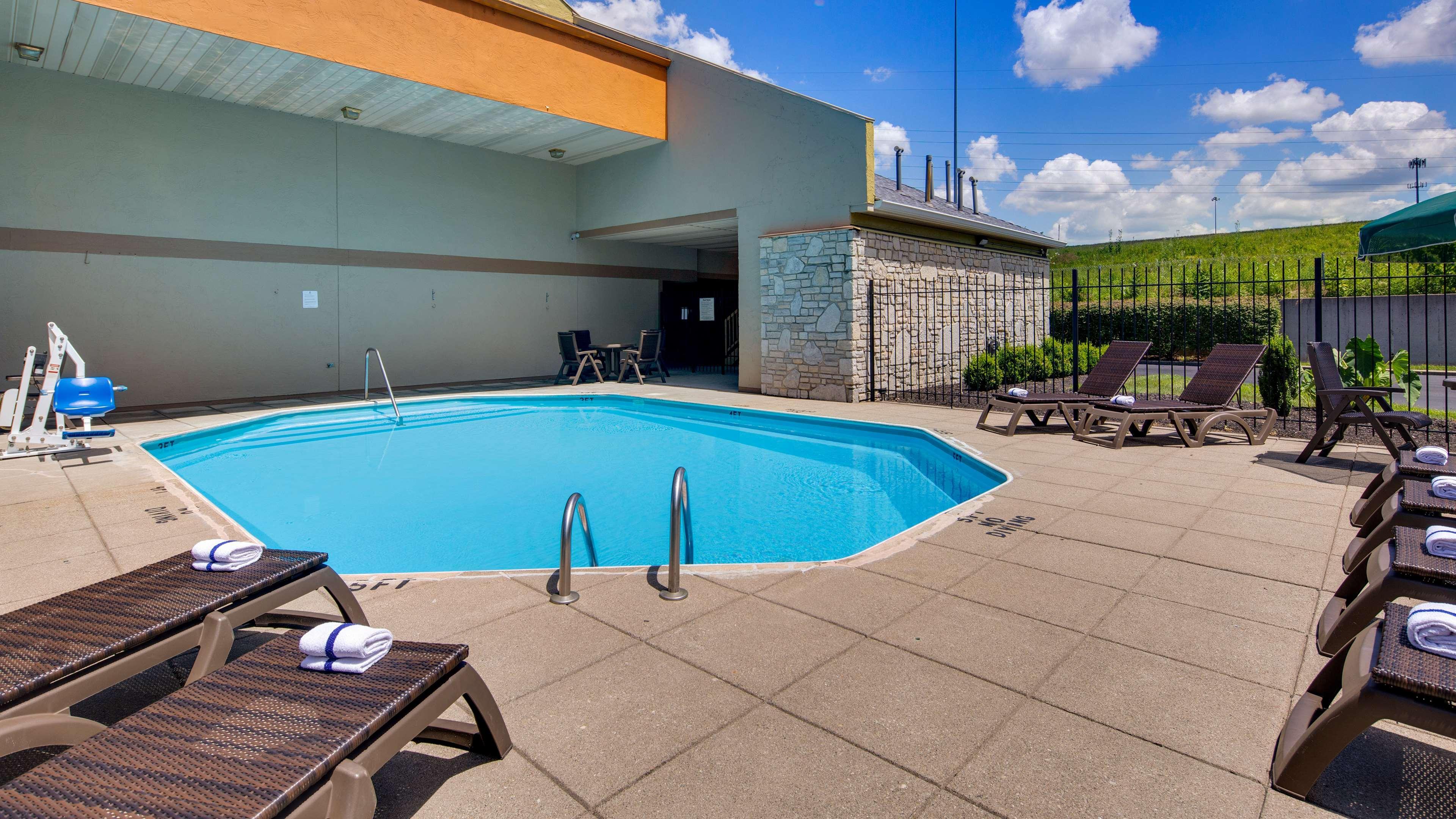 Best Western Clermont Cherry Grove Eksteriør bilde