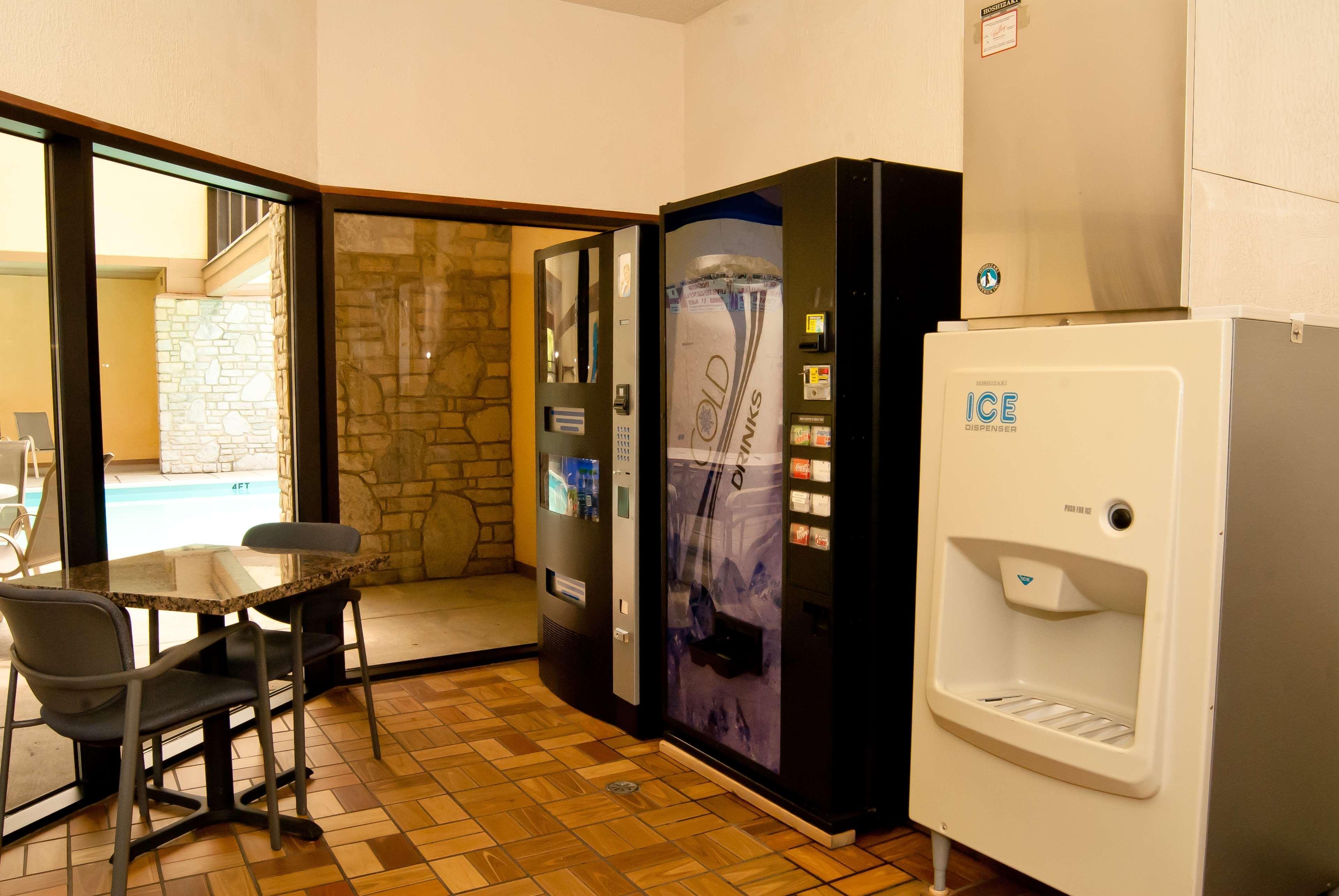 Best Western Clermont Cherry Grove Eksteriør bilde